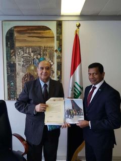 تسليم ملف الضيافة والخدمات لزيارة الأربعين إلى البعثة العراقية الدائمة في اليونسكو